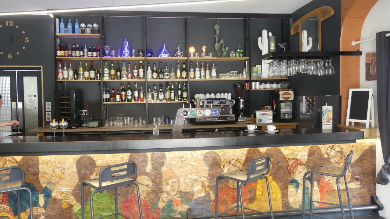 Hotel Les Pins Saint-Trojan-les-Bains Esterno foto