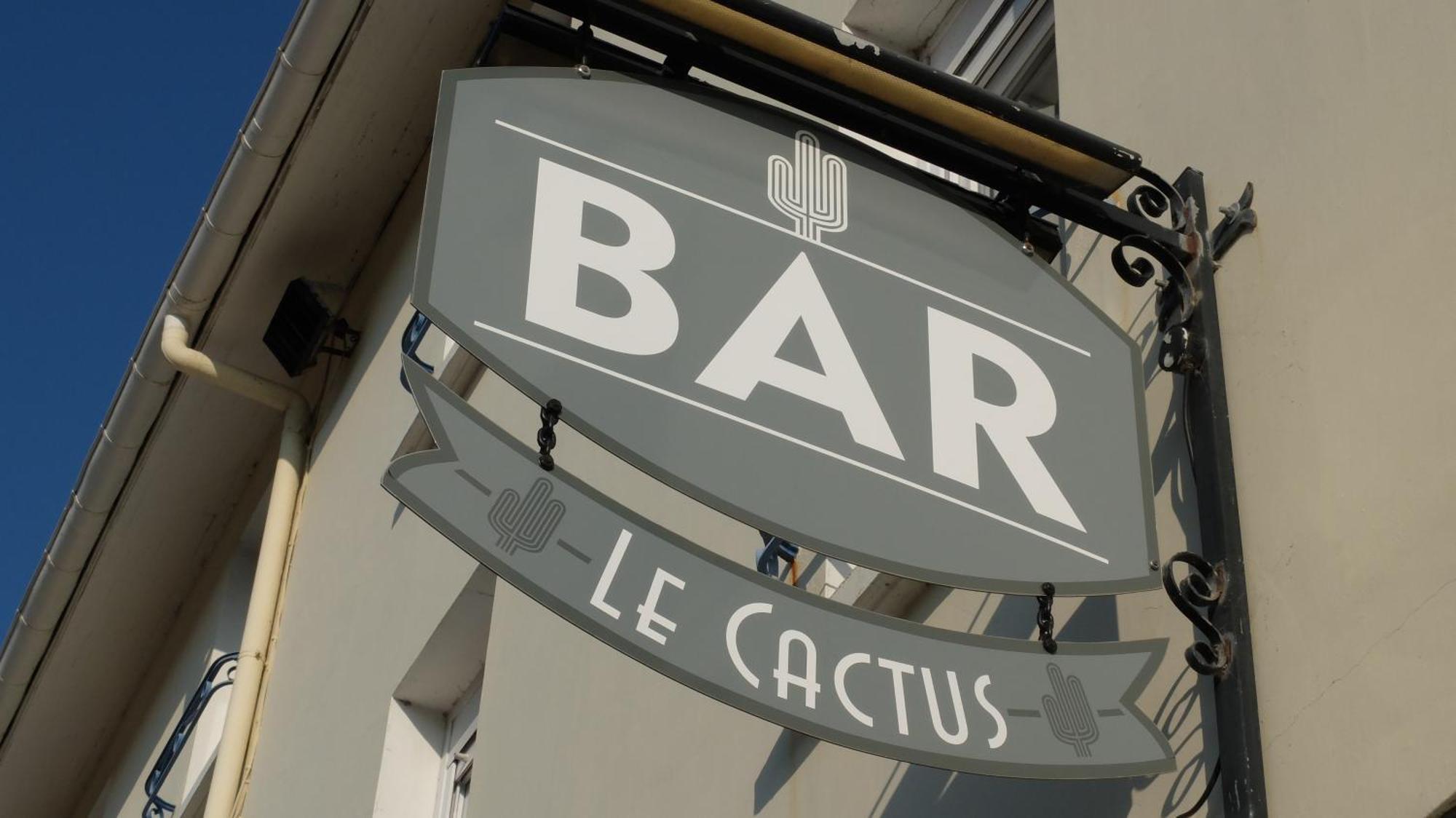 Hotel Les Pins Saint-Trojan-les-Bains Esterno foto