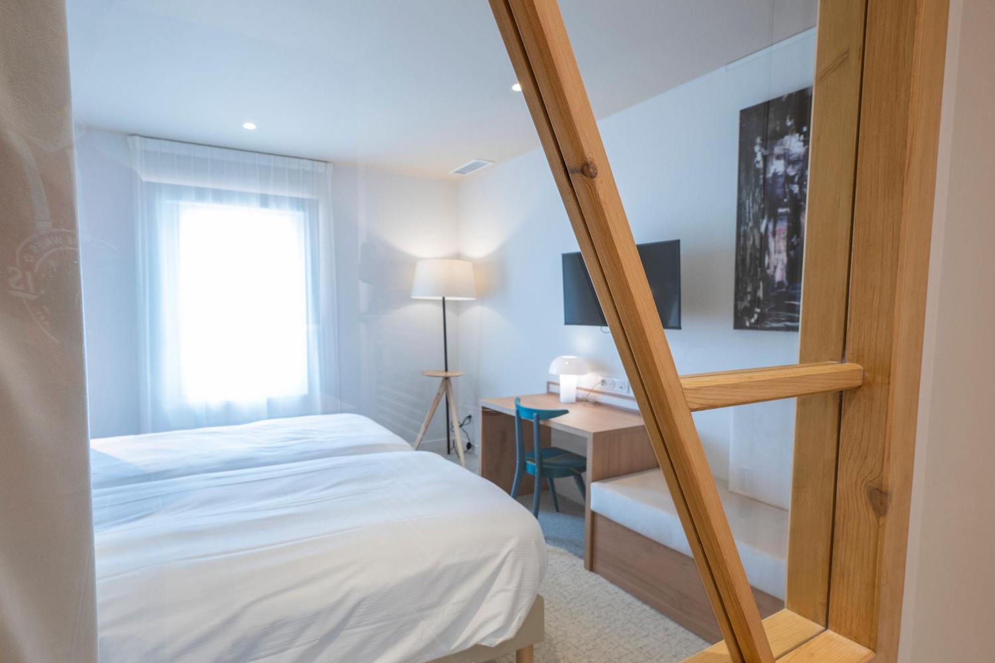 Hotel Les Pins Saint-Trojan-les-Bains Esterno foto