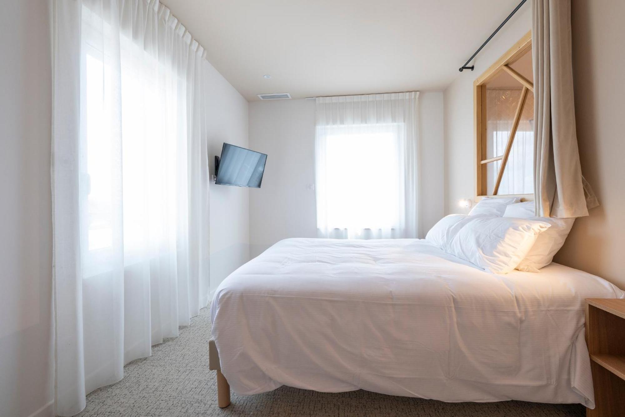 Hotel Les Pins Saint-Trojan-les-Bains Esterno foto