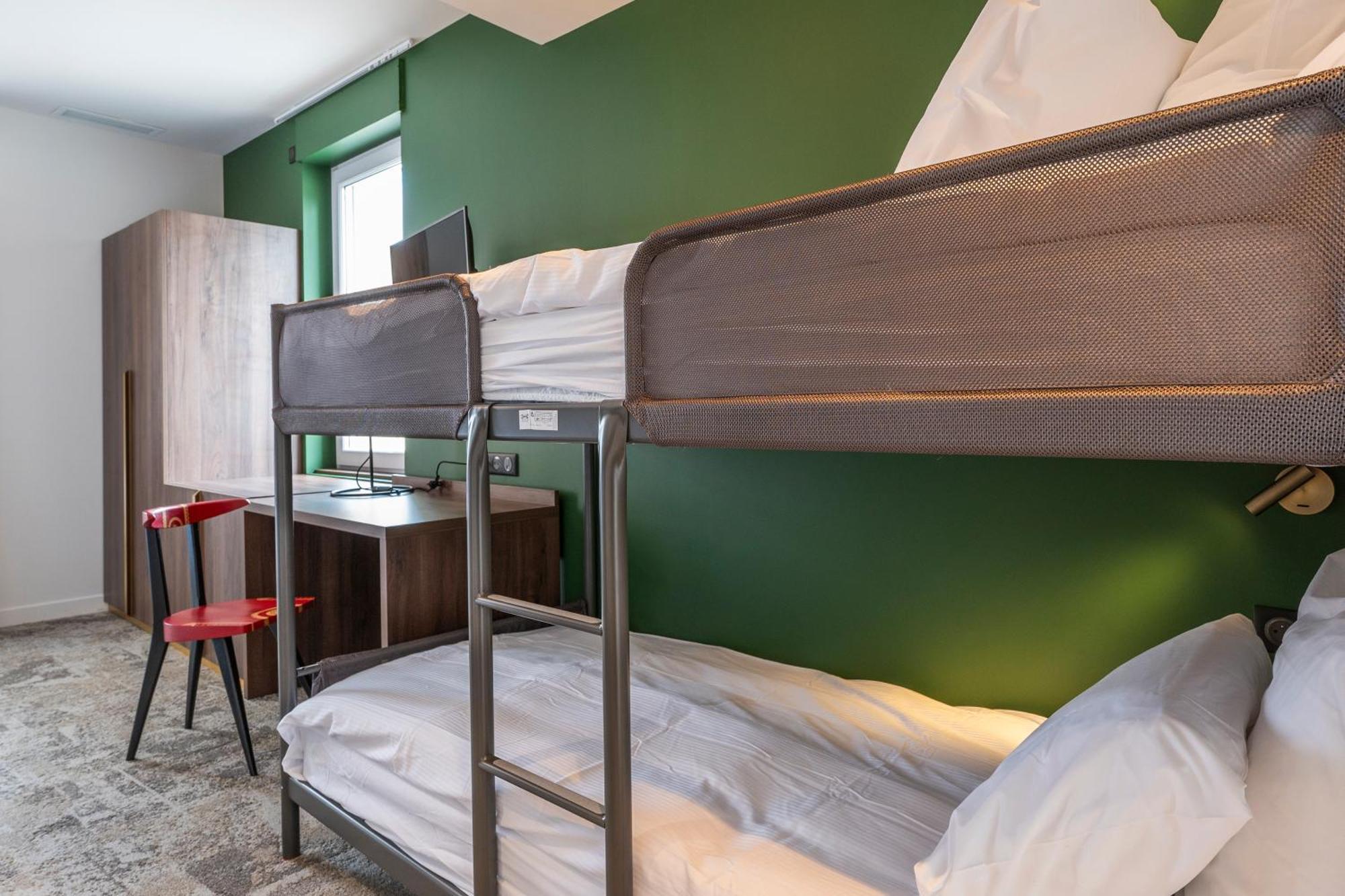Hotel Les Pins Saint-Trojan-les-Bains Esterno foto