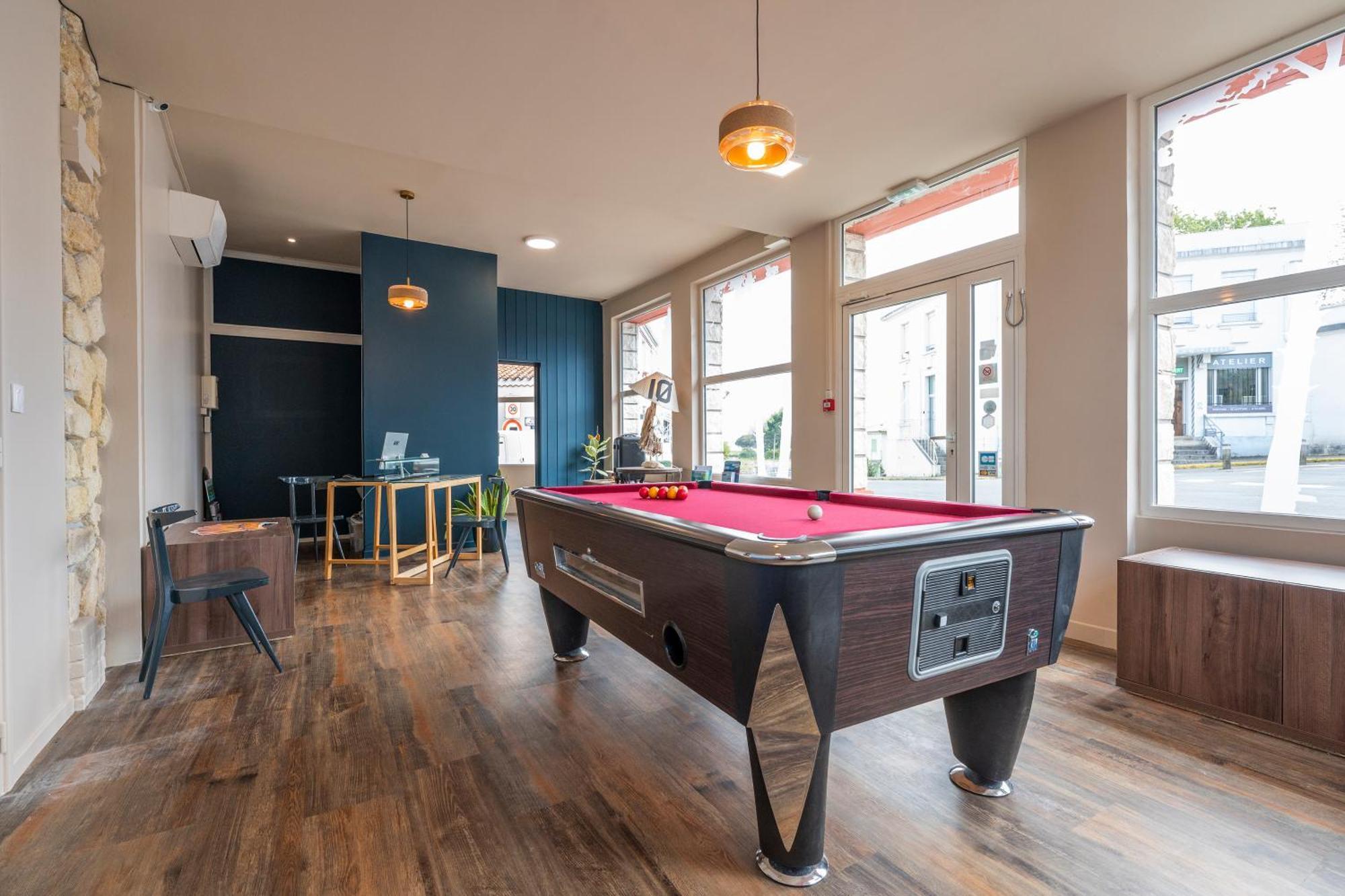 Hotel Les Pins Saint-Trojan-les-Bains Esterno foto